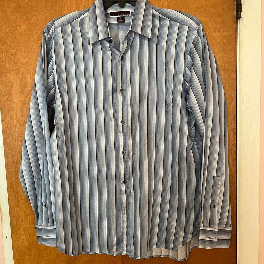 Michael Kors bottom down shirt